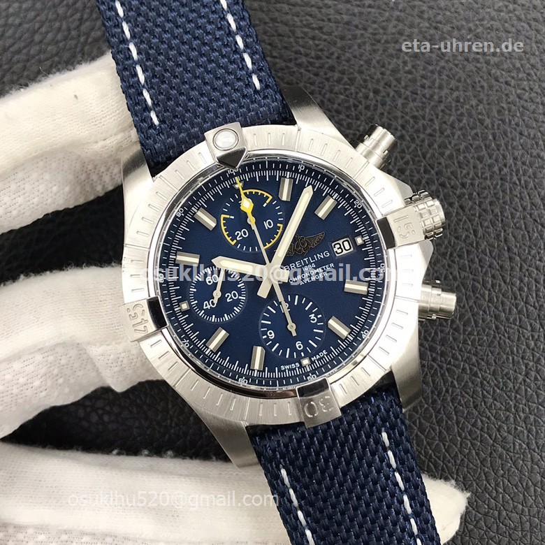 Breitling Avenger Chronograph Edelstahl Blau und Gelb Nylonband Breitling Avenger Chronograph Edelstahl Blau und Gelb Nylonband