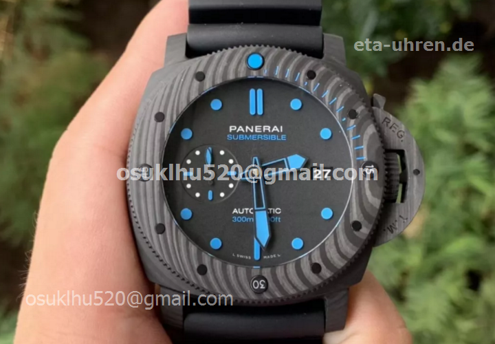 Panerai Submersible 300m 47mm CarboTech Schwarzes/blaues Gesicht Panerai Submersible 300m 47mm CarboTech Schwarzes/blaues Gesicht