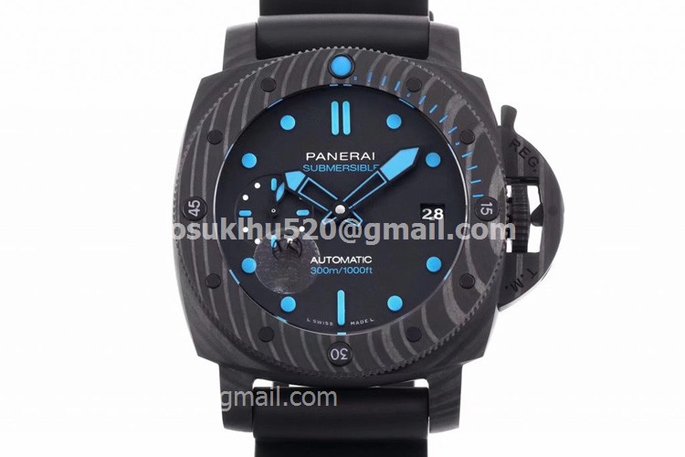 Panerai Submersible 42mm Kohlefasergehäuse Schwarz / Blau Zifferblatt Panerai Submersible 42mm Kohlefasergehäuse Schwarz / Blau Zifferblatt