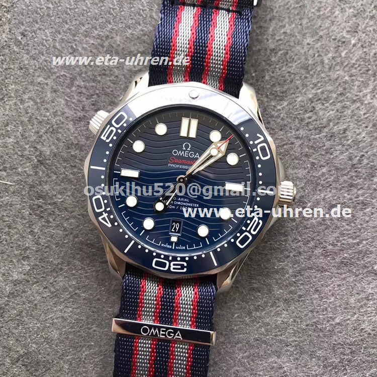 Omega Seamaster diver 300M Keramik Lünette blaues Zifferblatt Omega Seamaster diver 300M Keramik Lünette blaues Zifferblatt